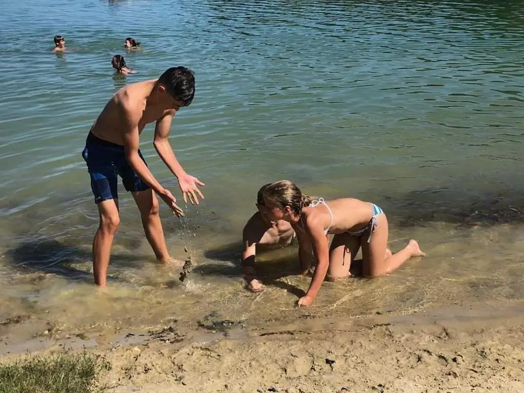 Camping 4 Etoiles - Piscine - Eed0A0 Estipouy France